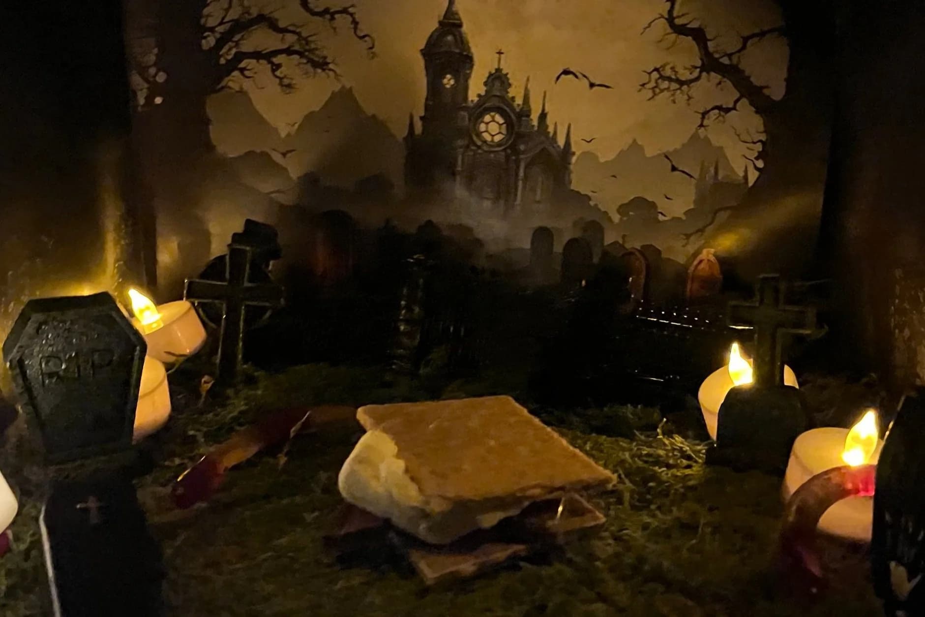The S'mortuary at City of Gods 2024, night 2, photo 10 of 14